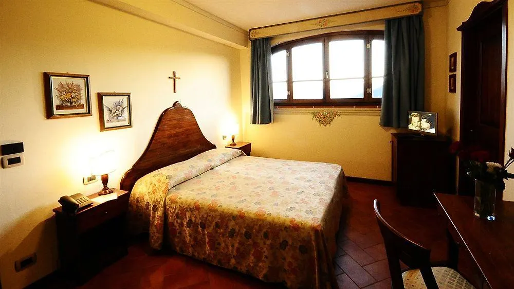 Affittacamere Borgo I Tre Baroni Moggiona Casa di campagna