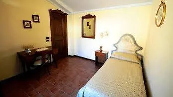 Affittacamere Borgo I Tre Baroni Moggiona 0*,