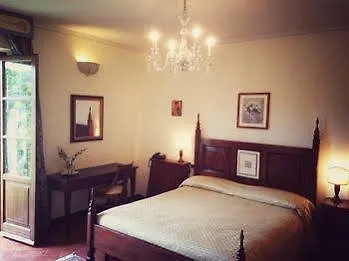 Affittacamere Borgo I Tre Baroni Moggiona 0*,