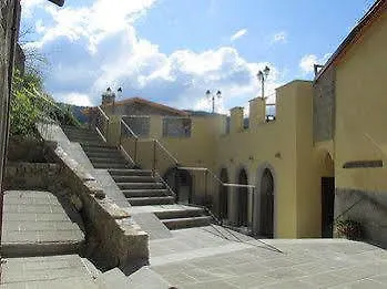 Affittacamere Borgo I Tre Baroni Moggiona Italia
