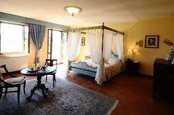 Affittacamere Borgo I Tre Baroni Moggiona Casa di campagna