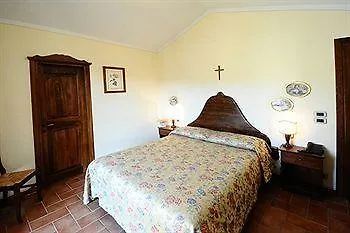 Borgo I Tre Baroni Guest House Moggiona Country house